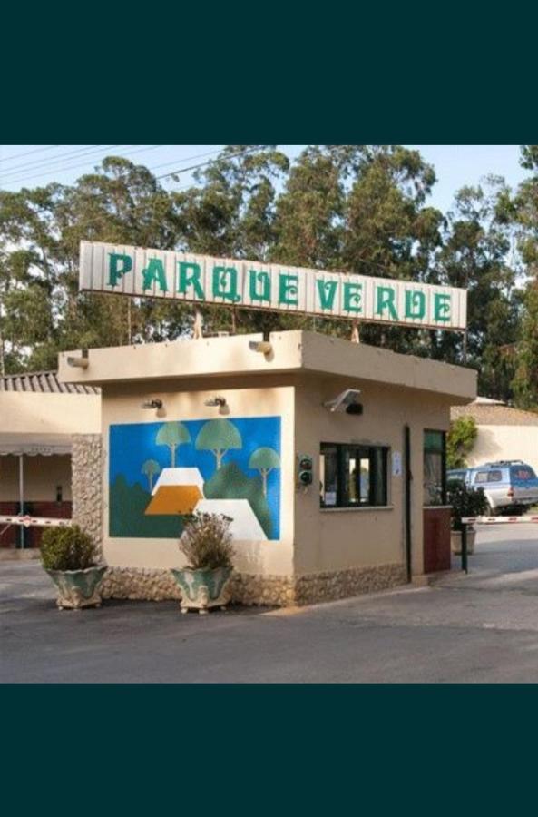 Residencial T2 No Parque Verde Quinta do Conde Kültér fotó
