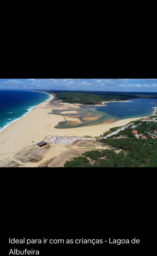Residencial T2 No Parque Verde Quinta do Conde Kültér fotó